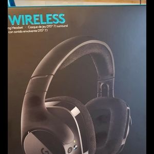 Wireless gaming head set